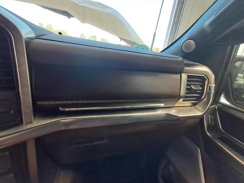 Used glove box fits - used, 2023